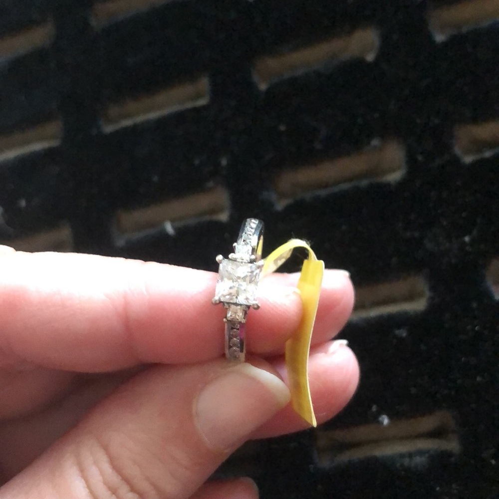 🌻🌻 bundle 3 for 20 🌻🌻🌻 silver ring